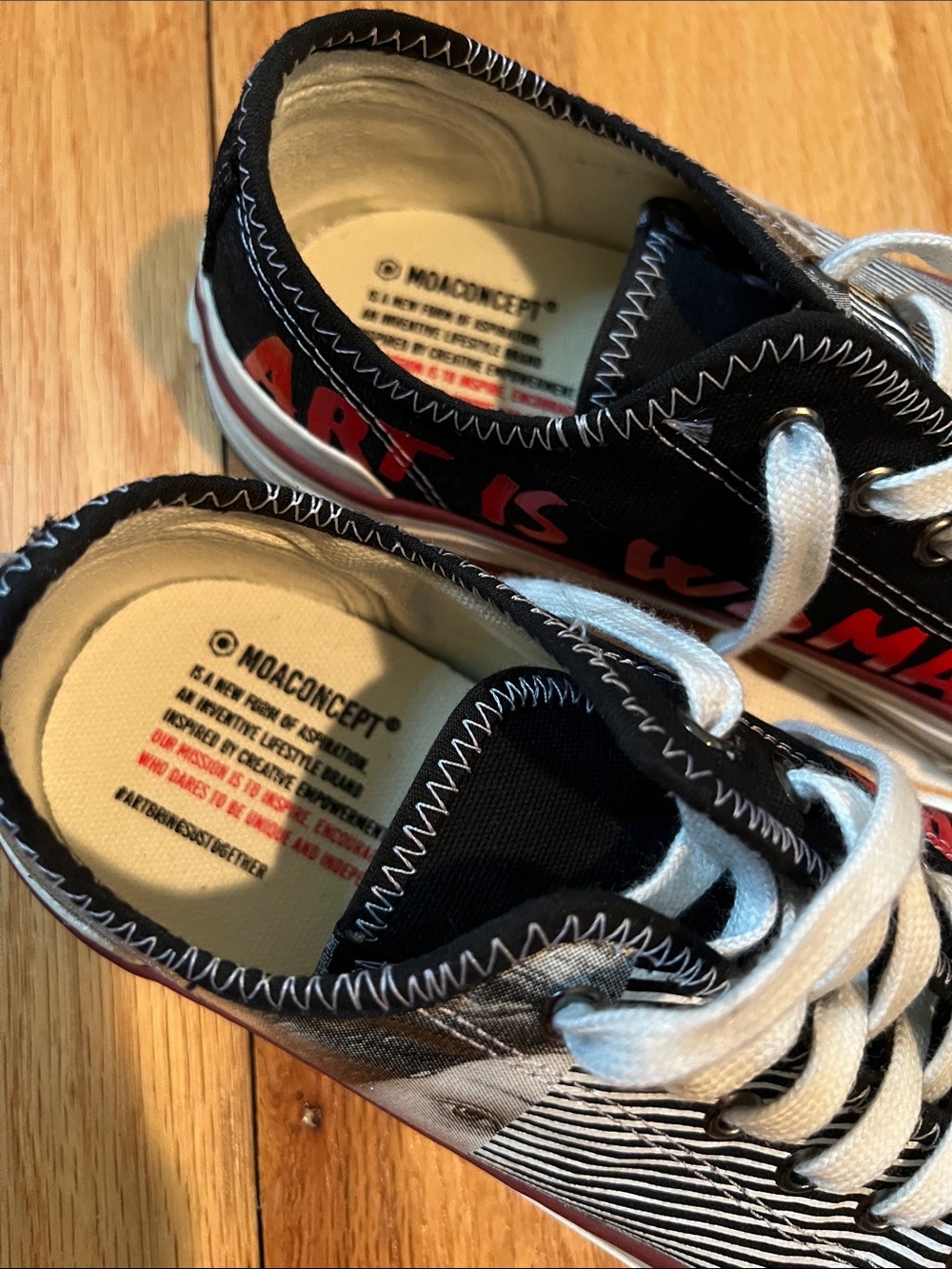 Black & White Graphic Low-Top Sneakers by Moaconcept size 37 - Picture 3 of 6